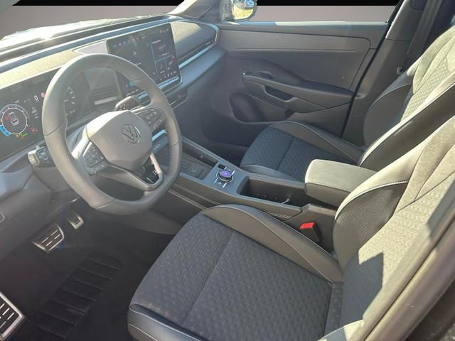 Volkswagen T-Roc (08/2026, Benzin)