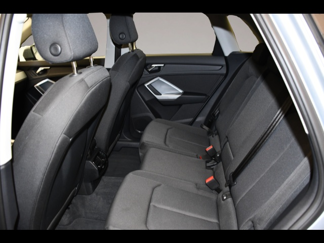 Audi Q3 (05/2022, )
