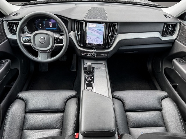 Volvo XC60 (02/2024, Diesel)