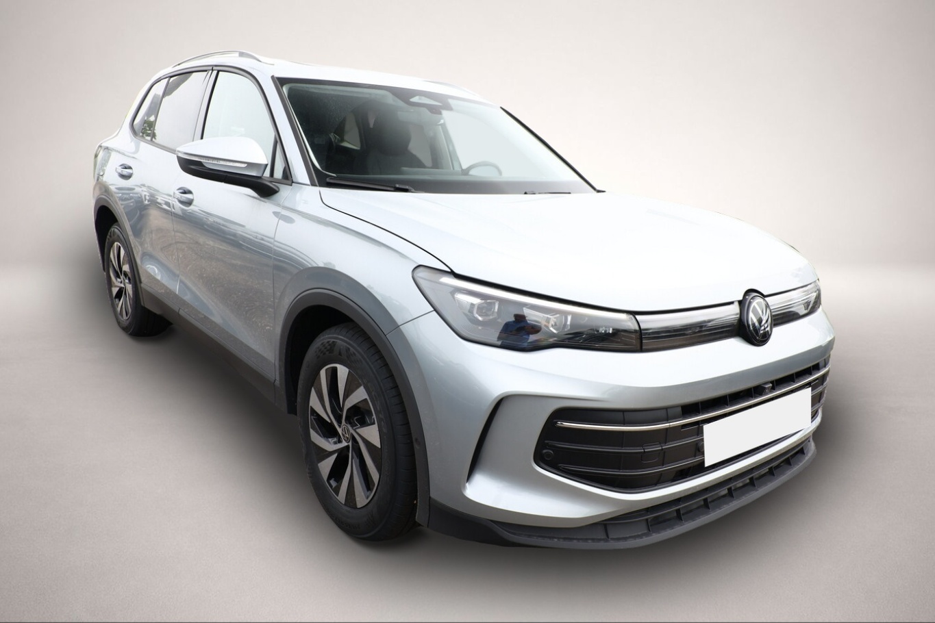 Volkswagen Tiguan (04/2026, Benzin)
