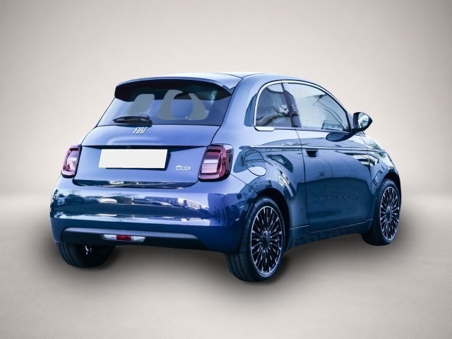 Fiat 500e, image 2 of 2