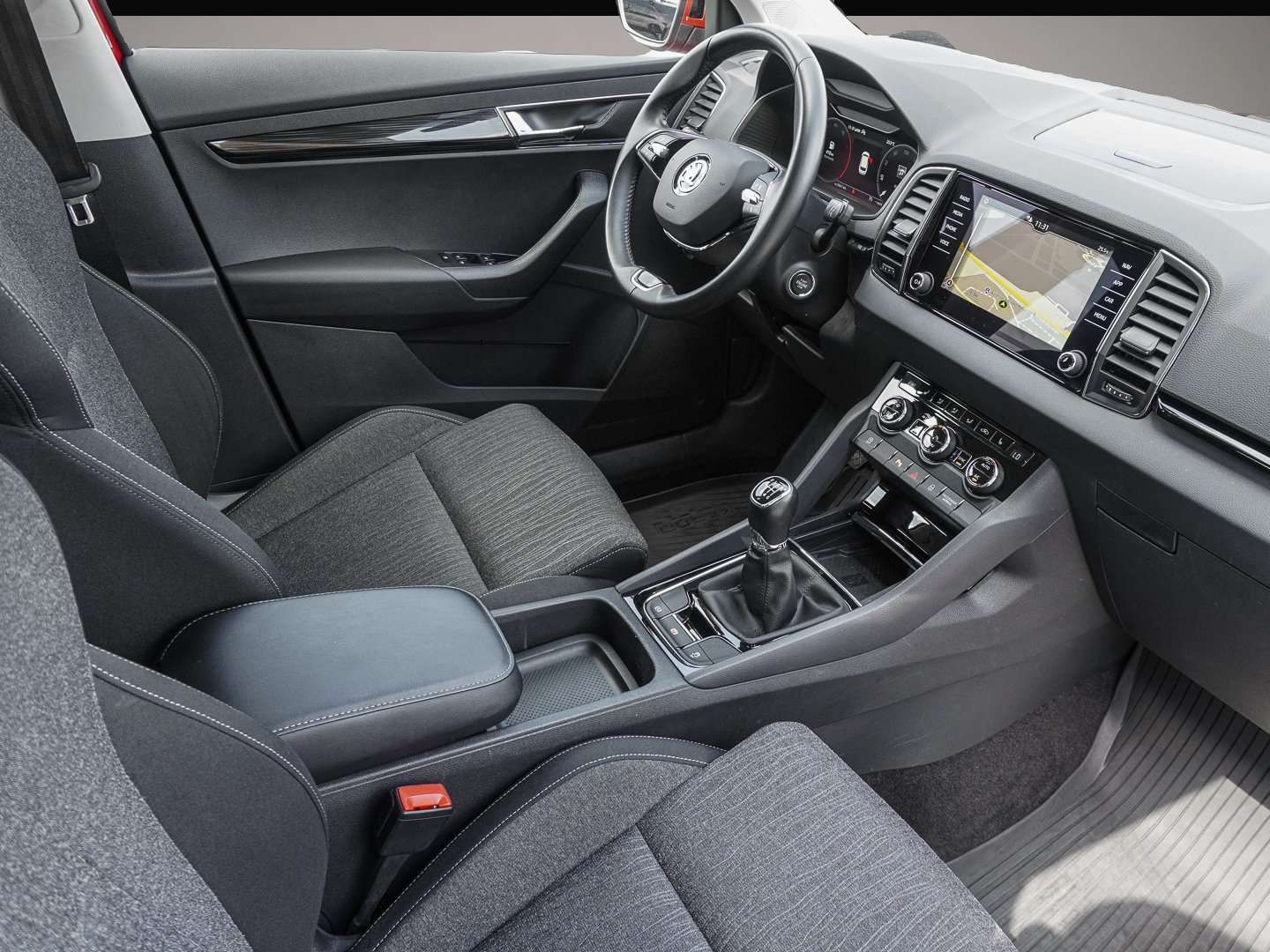 Skoda Karoq (04/2022, )