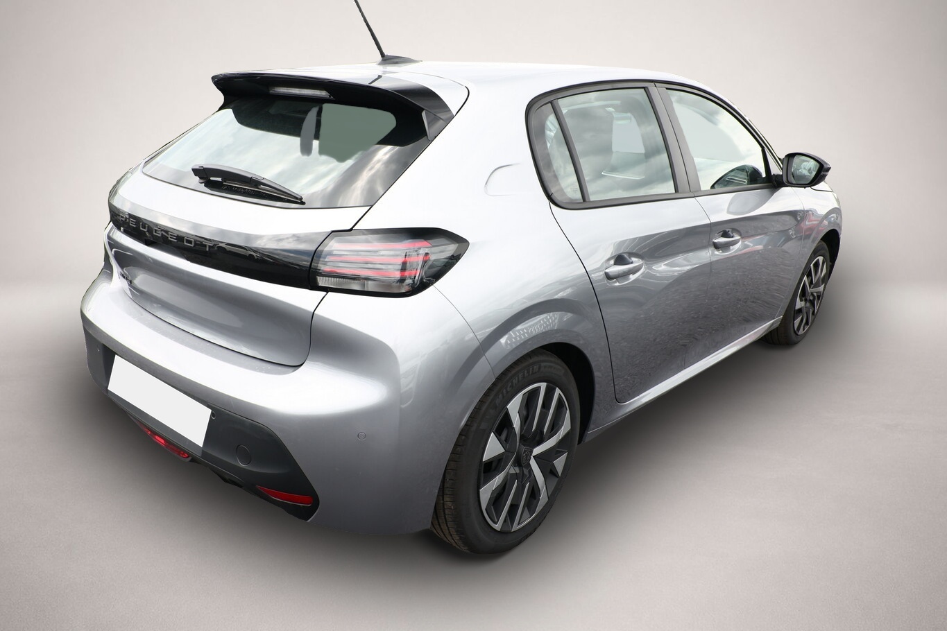Peugeot 208 (10/2024, Benzin)