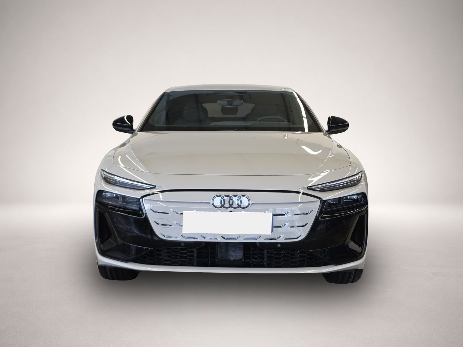 Audi e-tron (02/2026, ELECTRIC)