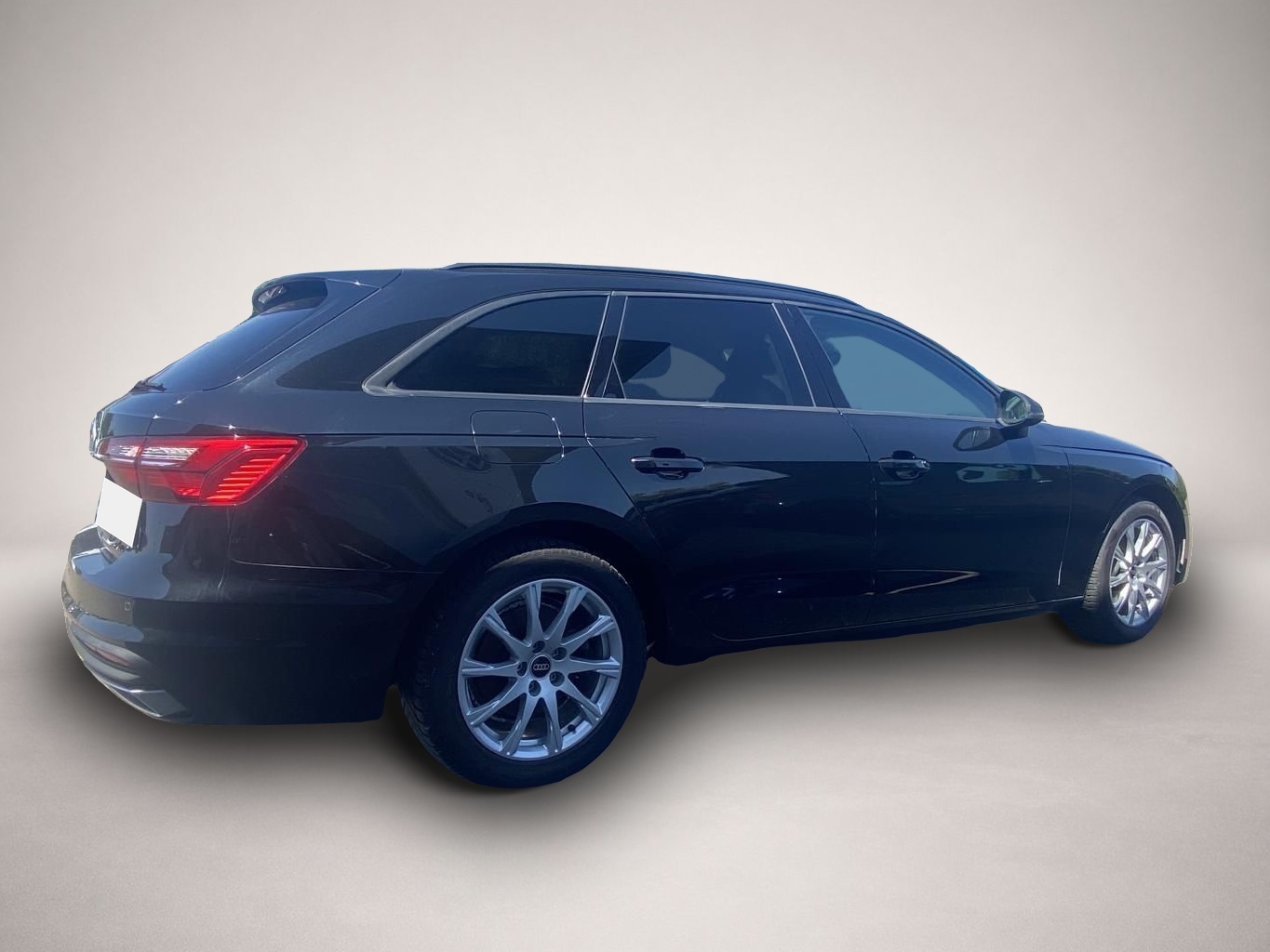 Audi A4 (05/2022, )