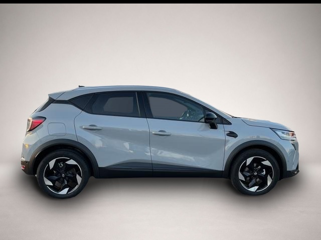 Renault Captur (06/2025, Benzin)