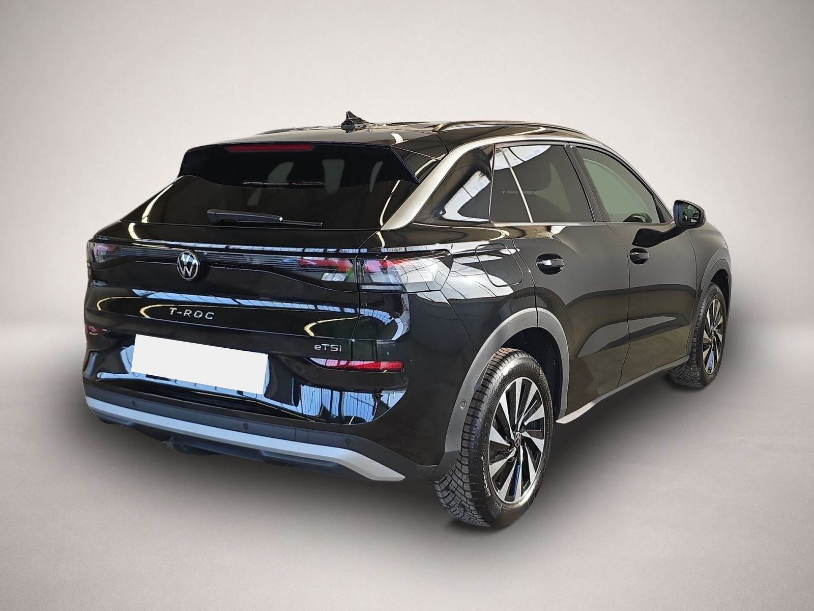 Volkswagen T-Roc (03/2026, Benzin)