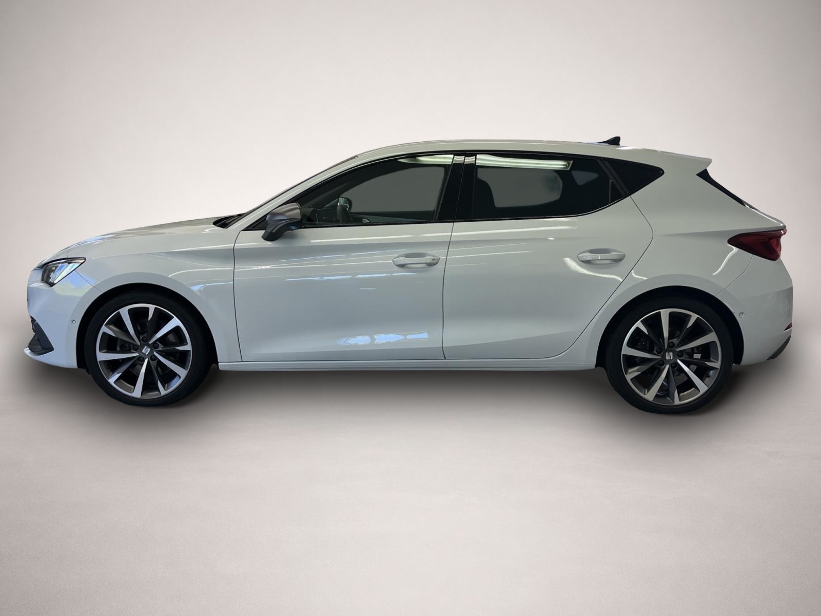 Seat Leon (06/2022, Benzin)
