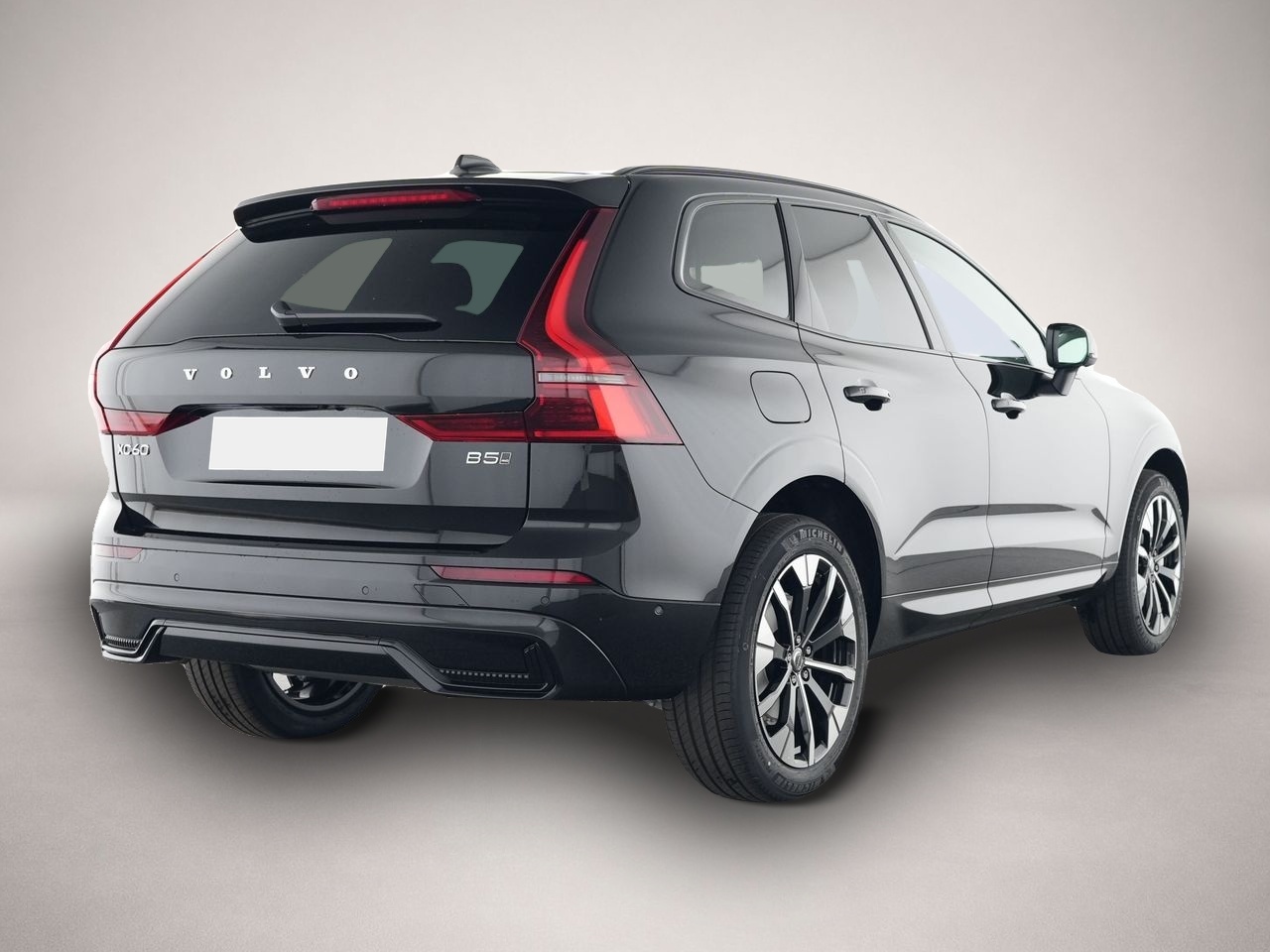 Volvo XC60 (07/2025, Benzin)