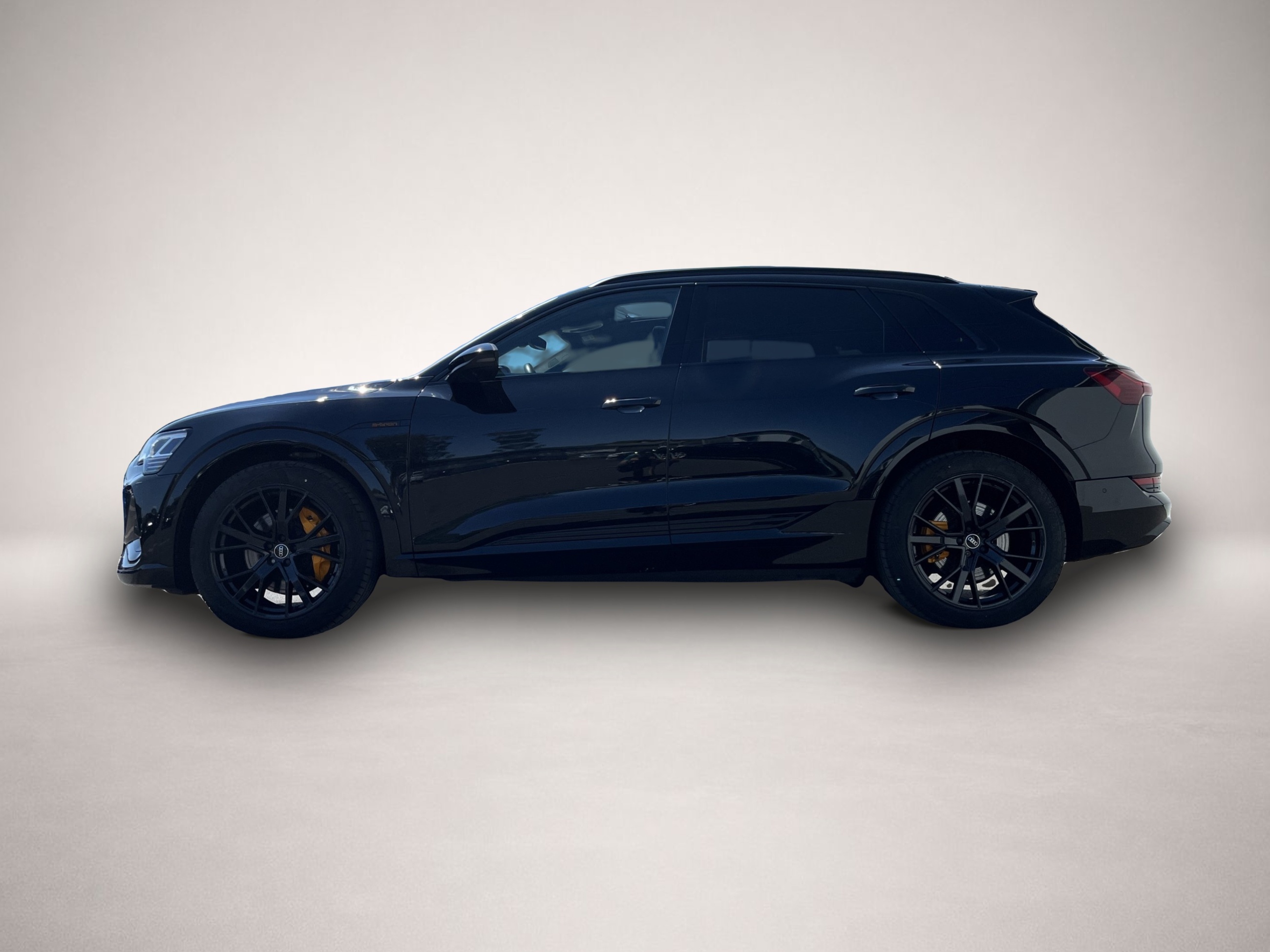 Audi e-tron (12/2022, ELECTRIC)