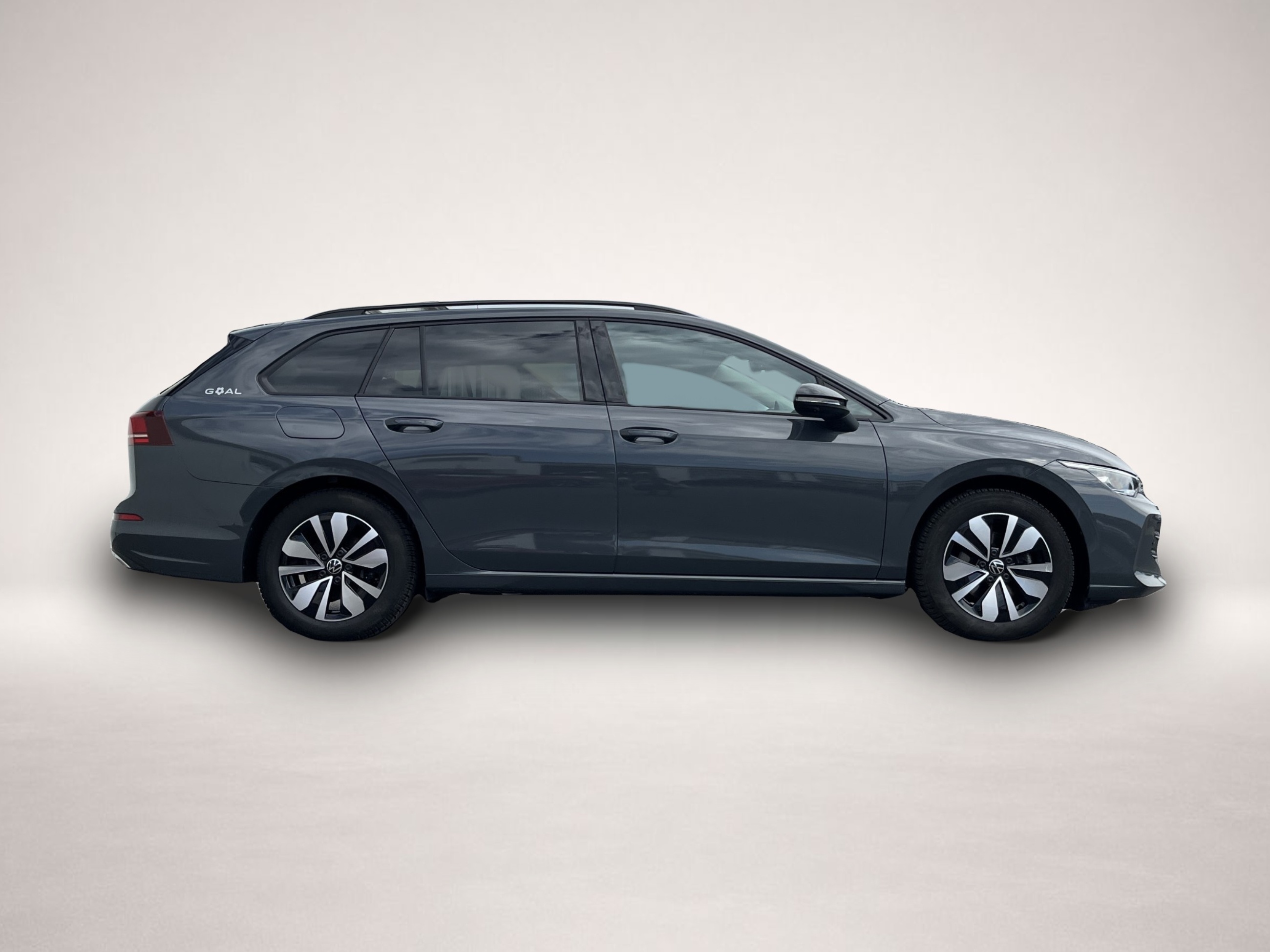 Volkswagen Golf (10/2025, Benzin)