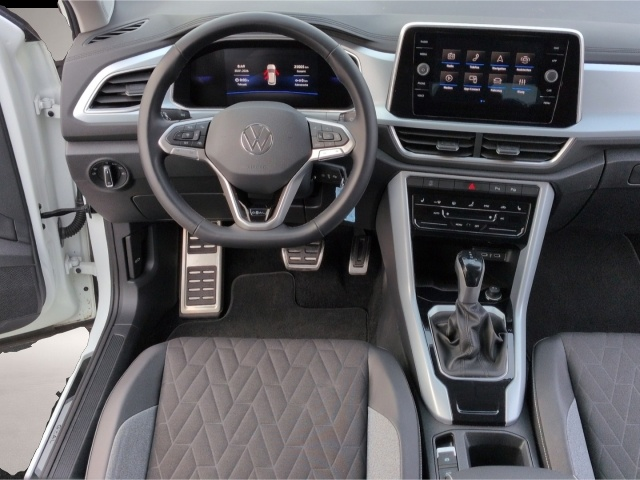 Volkswagen T-Roc (03/2025, Diesel)