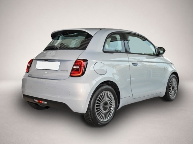 Fiat 500 (04/2026, Benzin)