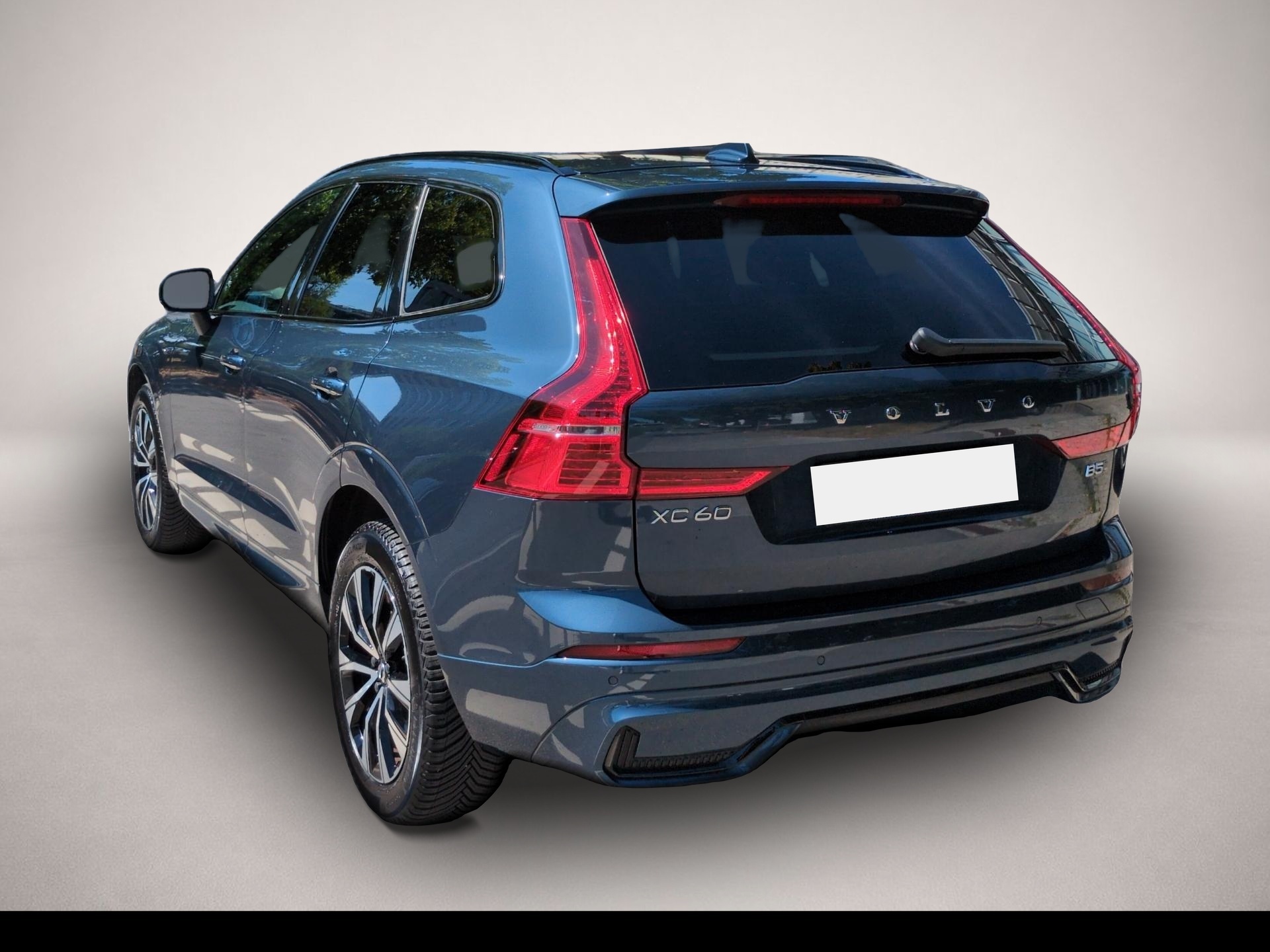 Volvo XC60 (06/2024, Benzin)
