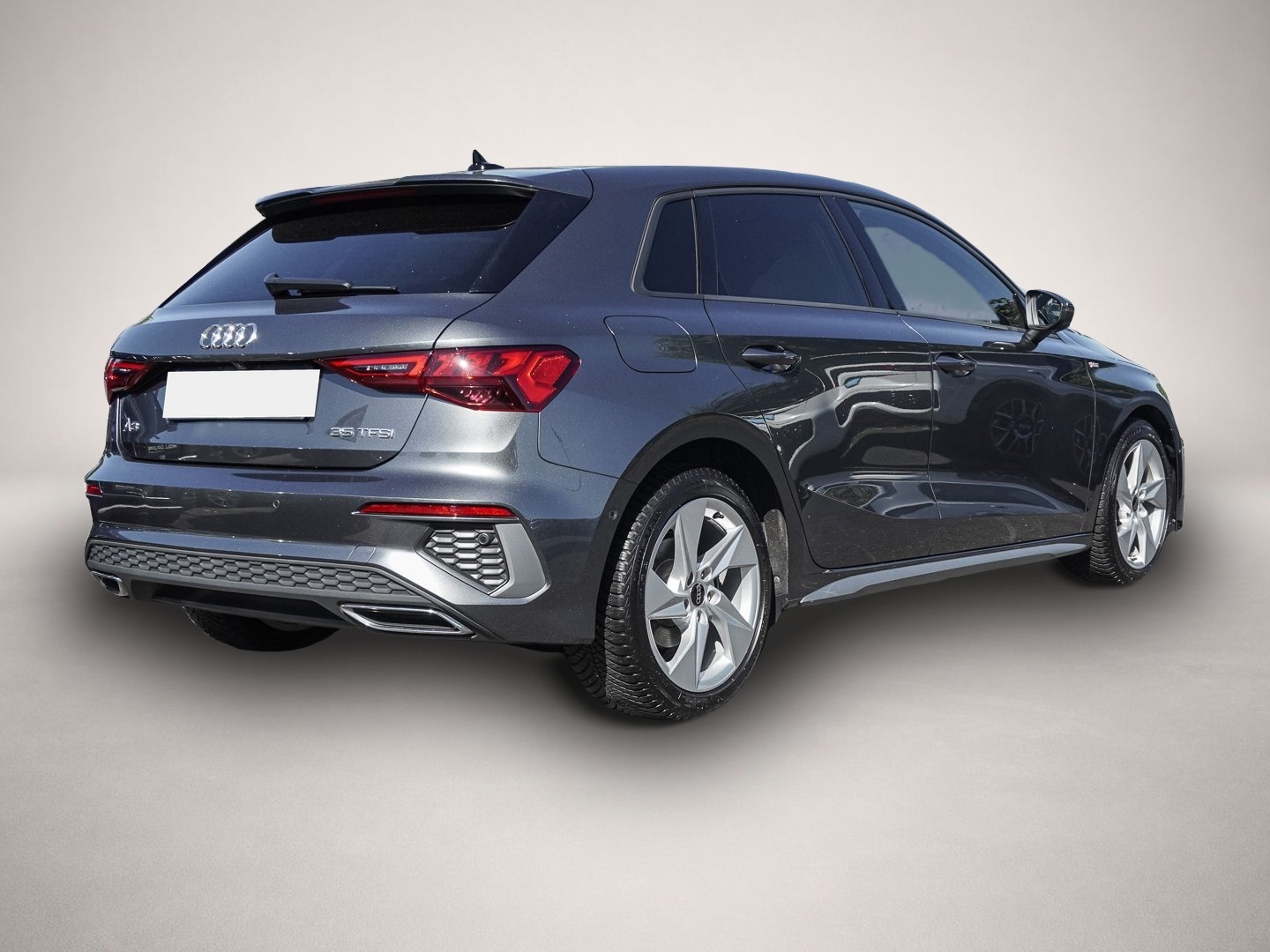 Audi A3 (05/2023, Benzin)