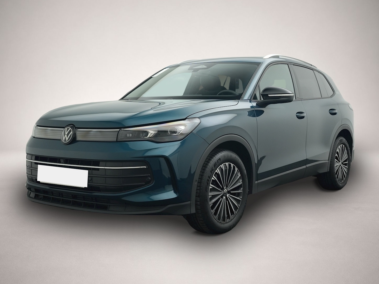 Volkswagen Tiguan (10/2025, Benzin)
