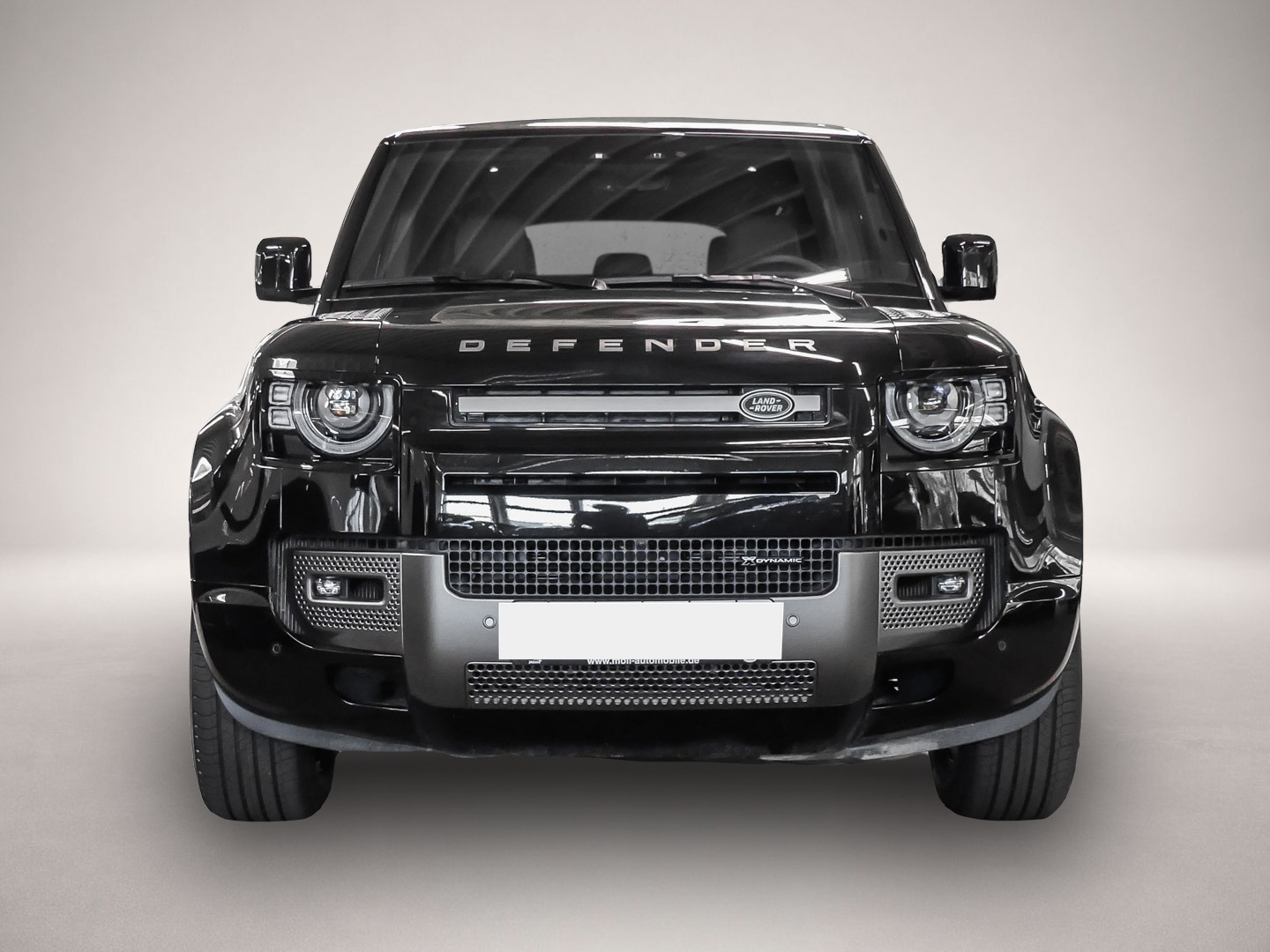 Land-Rover Defender (11/2023, Benzin)
