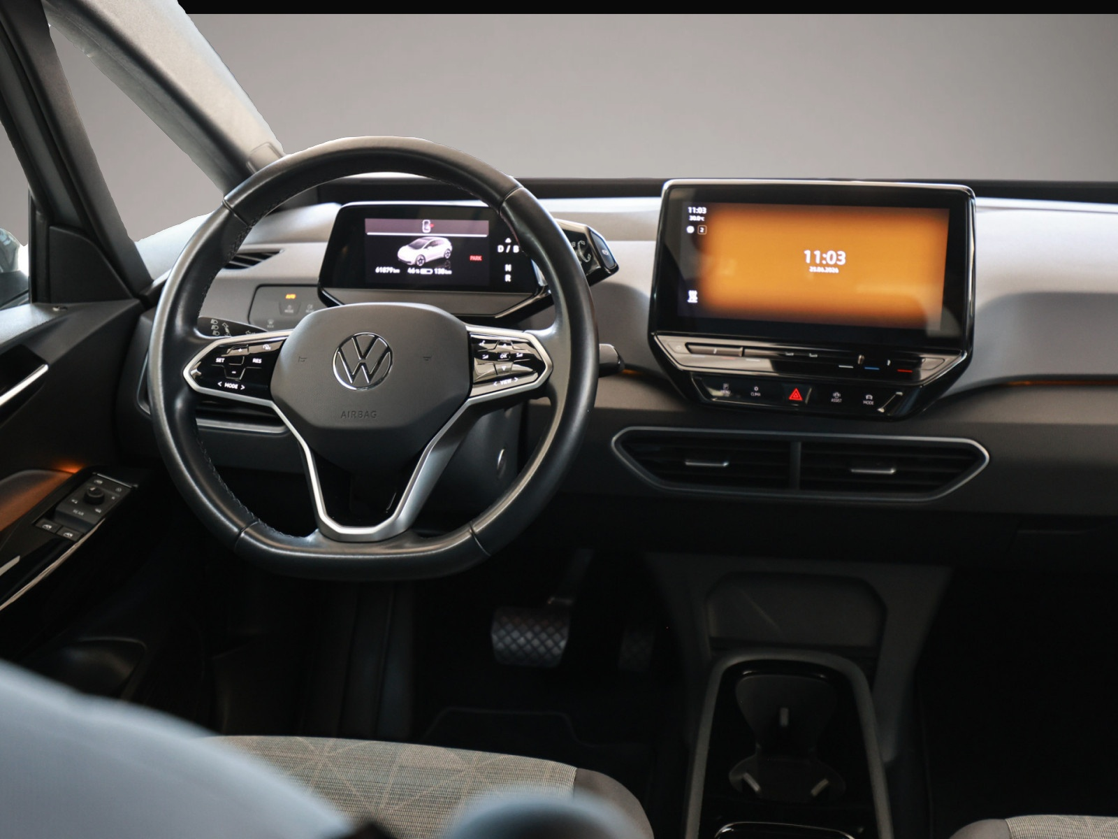 Volkswagen ID.3 (01/2023, ELECTRIC)