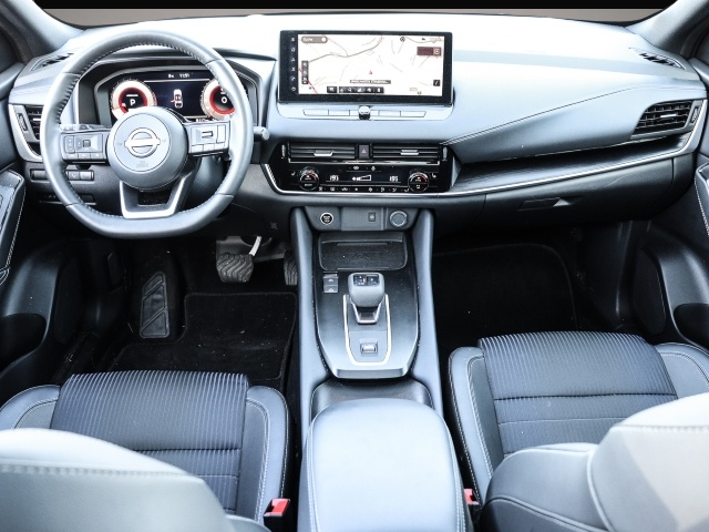Nissan Qashqai (08/2023, Benzin)