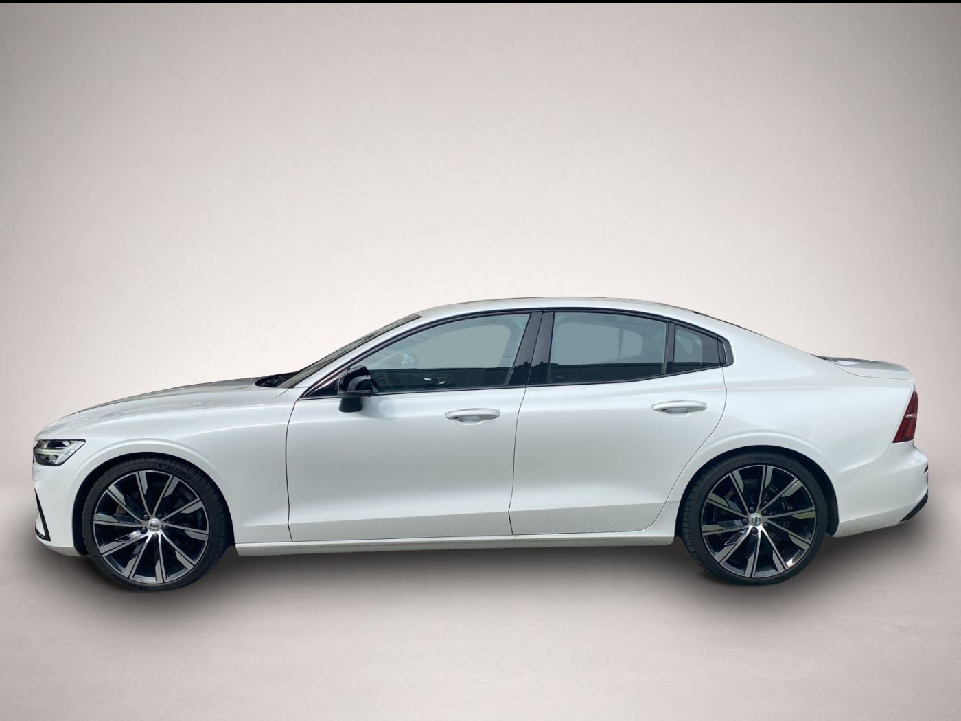 Volvo S60 (12/2023, Benzin)
