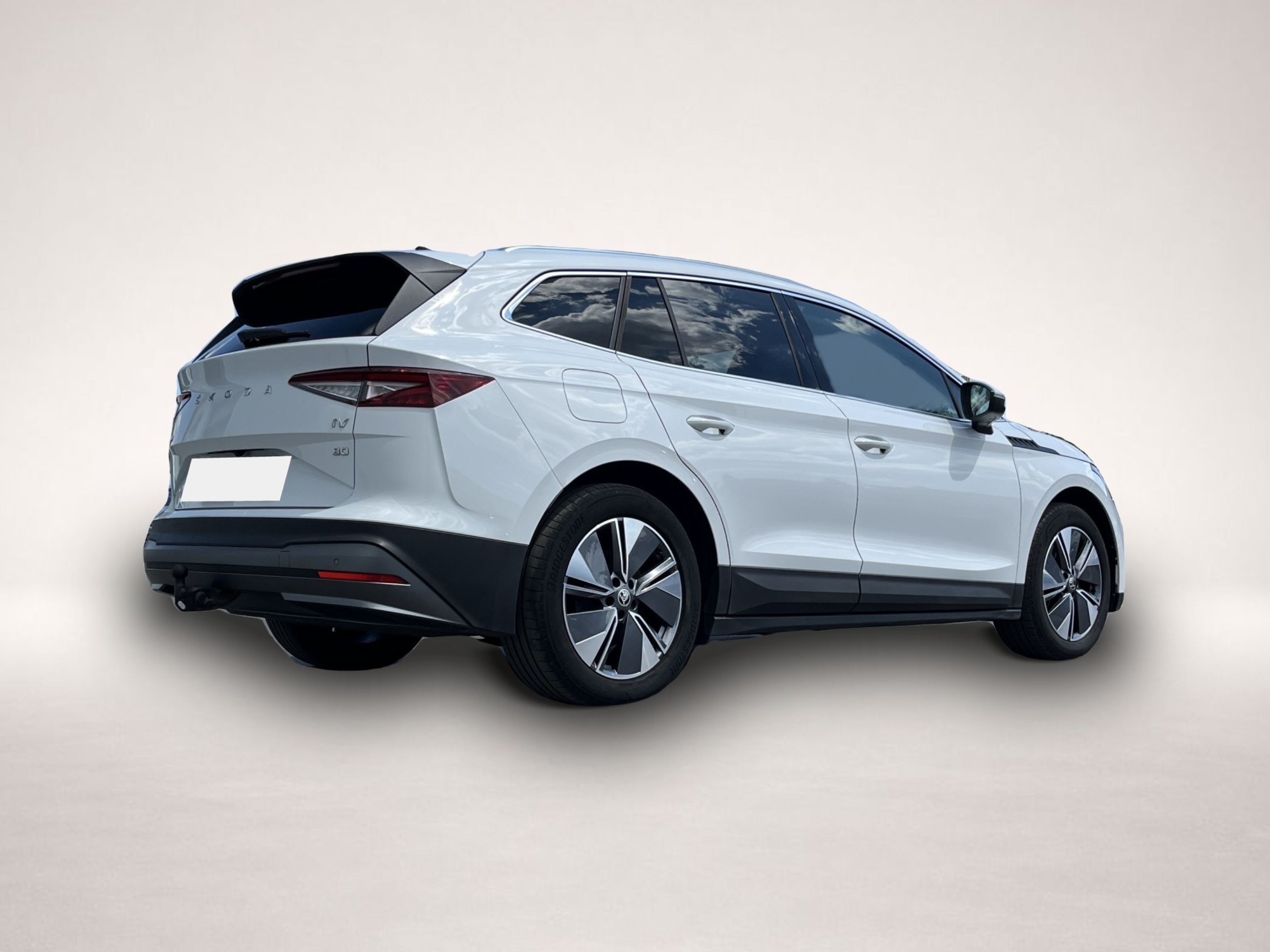 Skoda Enyaq (03/2022, ELECTRIC)