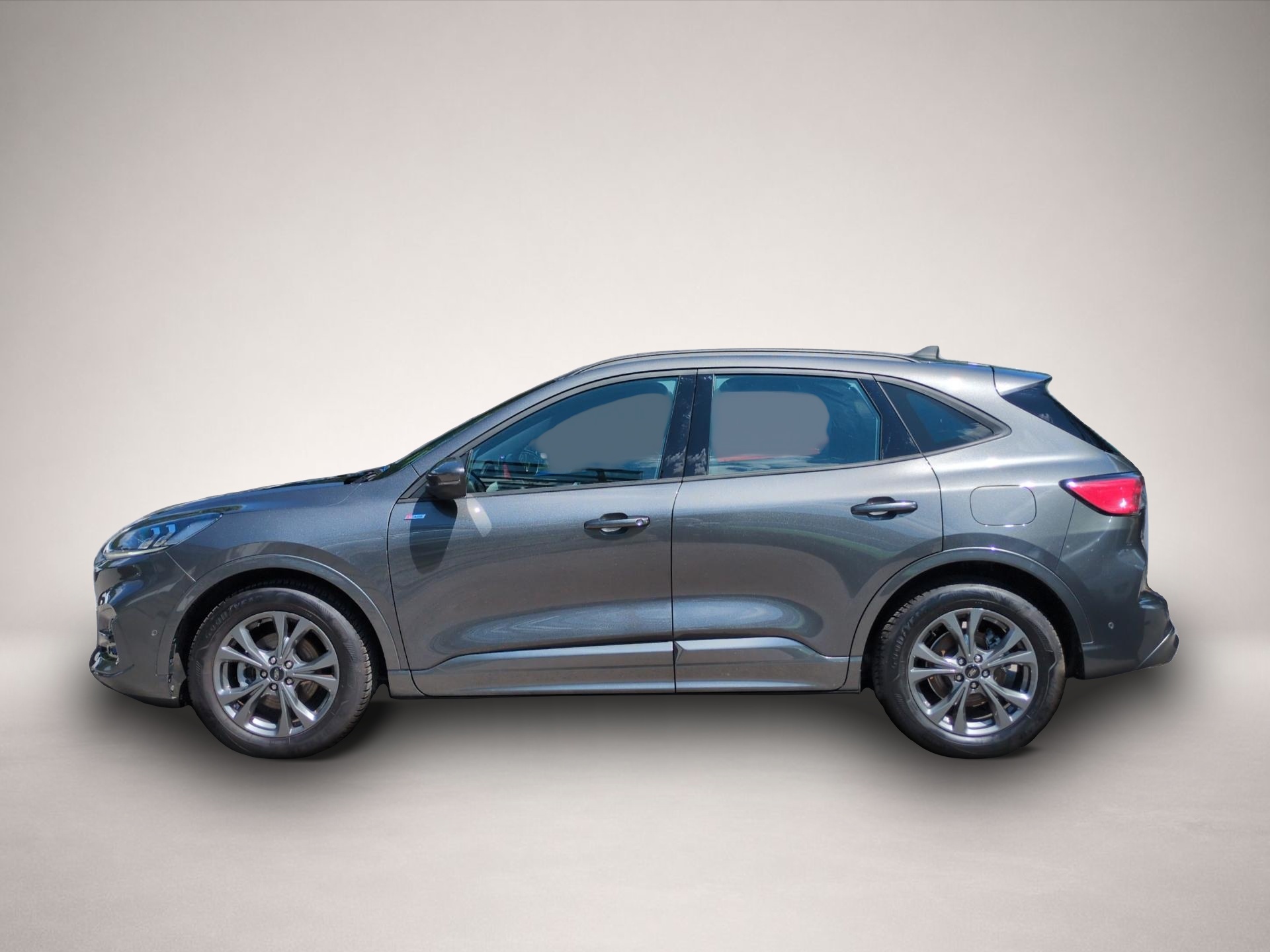 Ford Kuga (12/2023, Benzin)