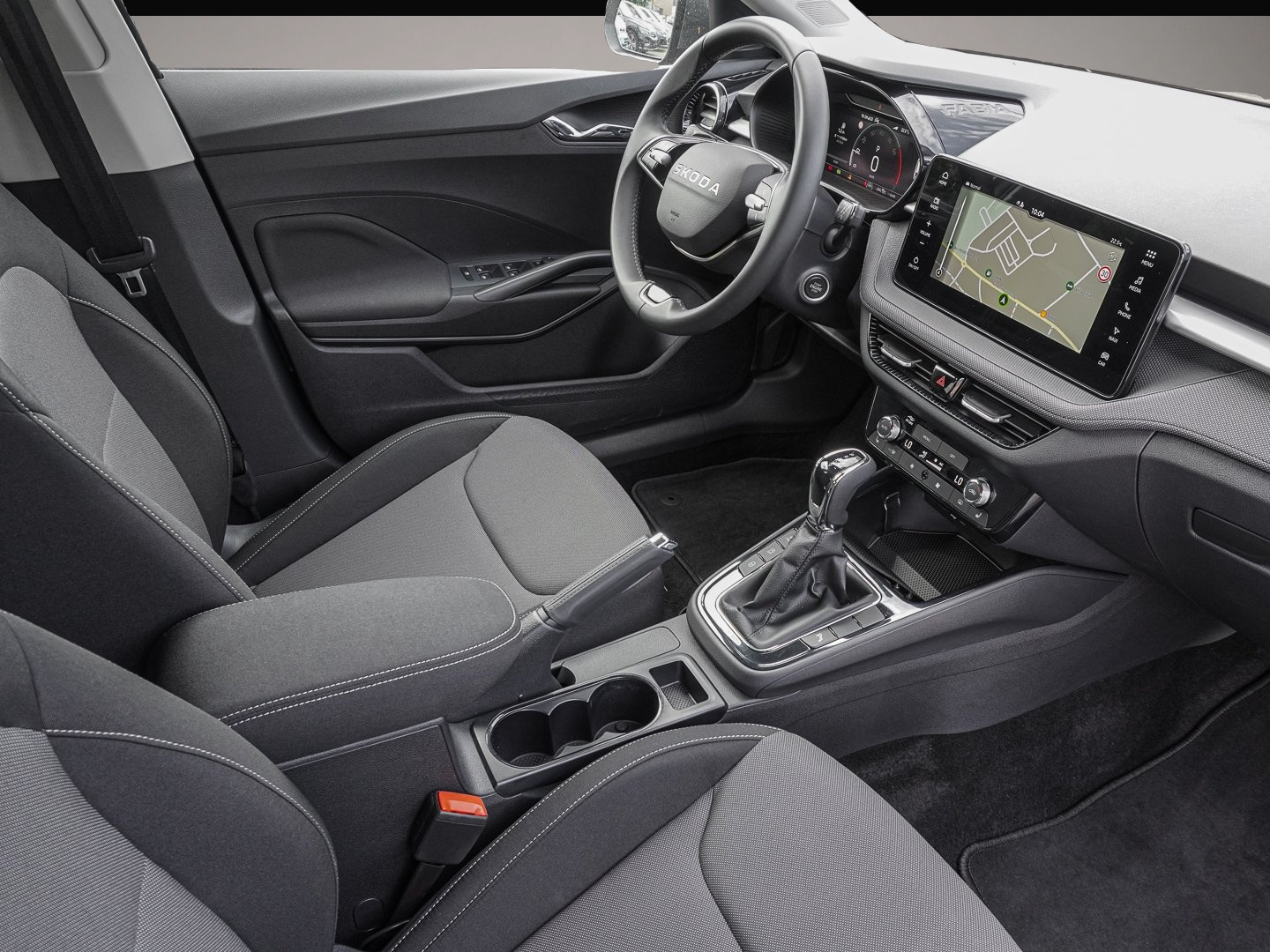 Skoda Fabia (10/2025, Benzin)