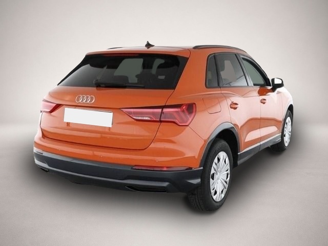 Audi Q3 (11/2025, Benzin)