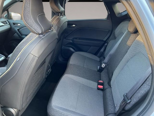 Renault Captur (06/2025, Benzin)
