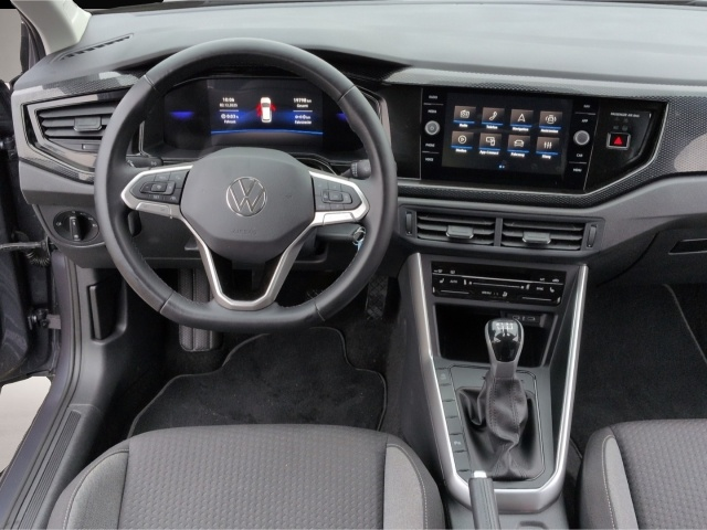 Volkswagen Polo (02/2025, Benzin)