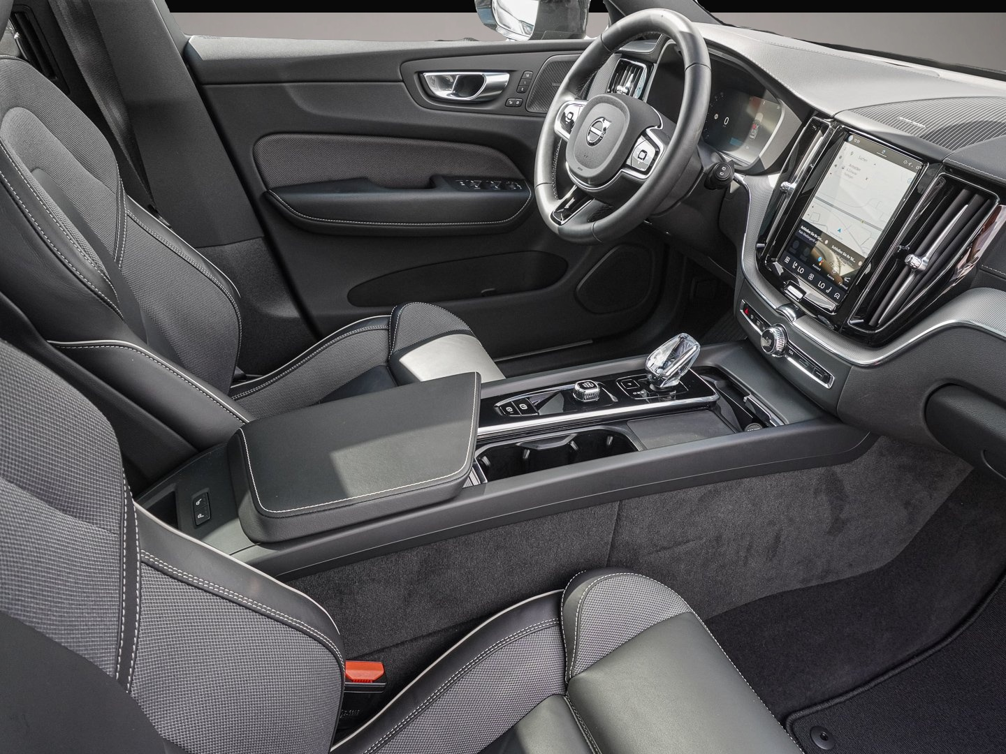 Volvo XC60 (07/2024, )
