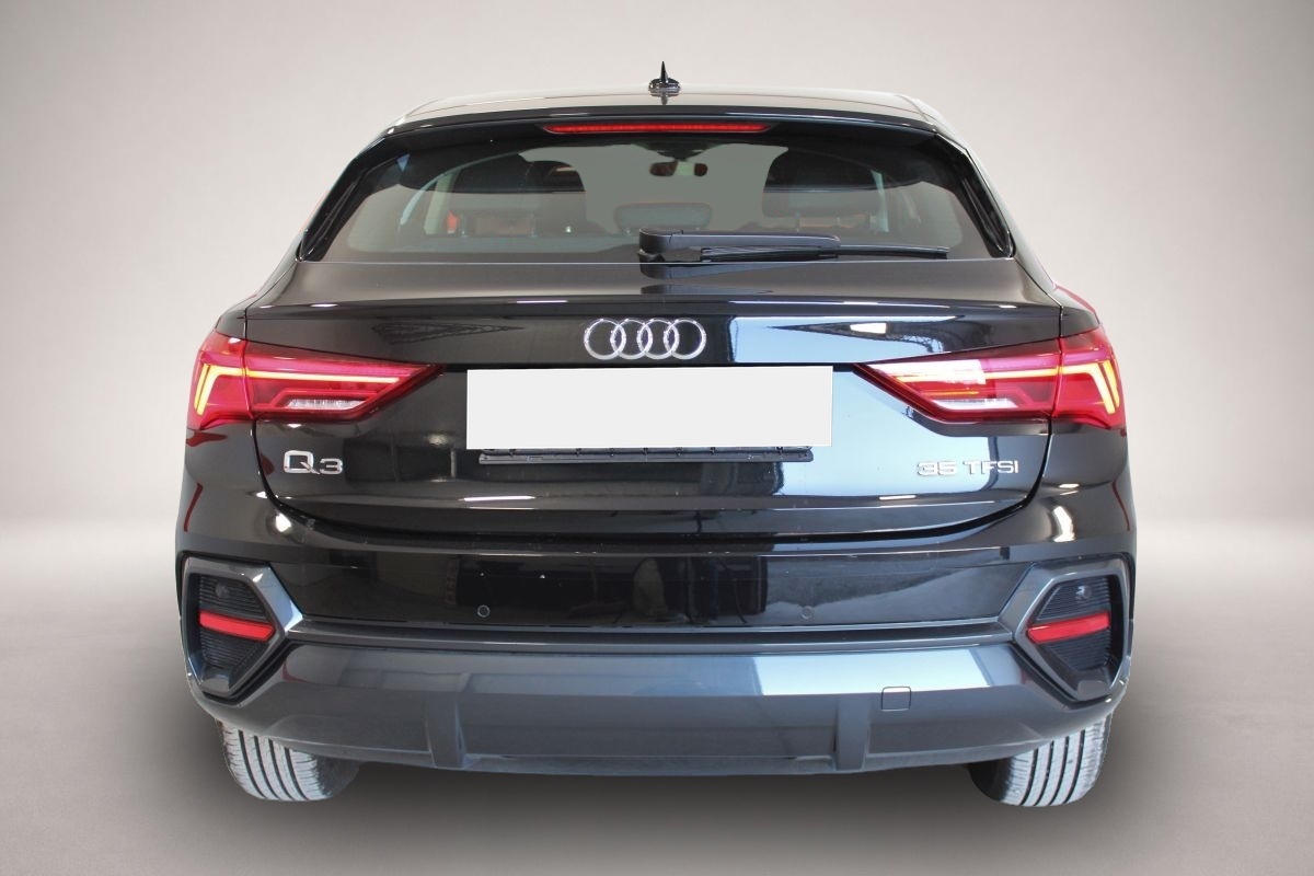 Audi Q3 (06/2022, Benzin)