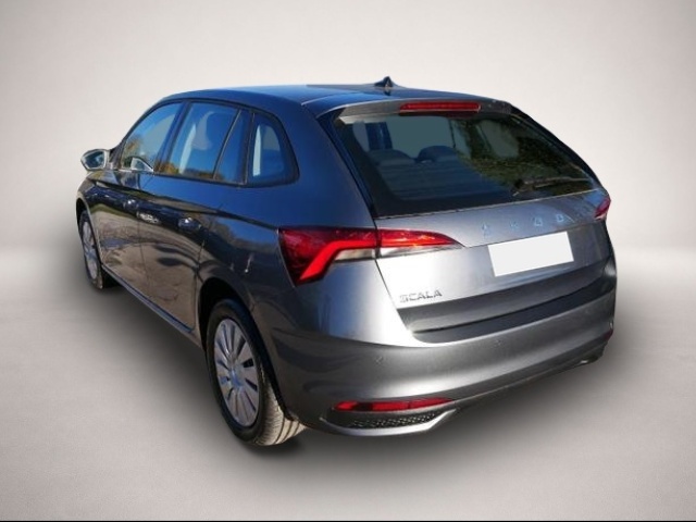 Skoda Scala (03/2026, Benzin)