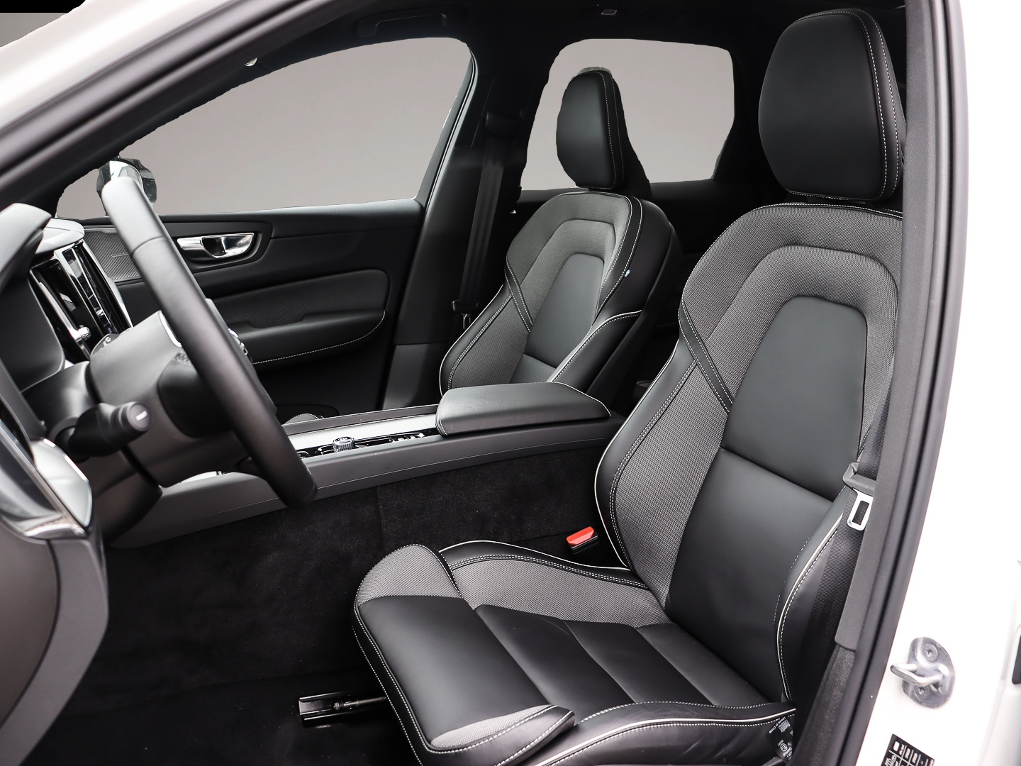 Volvo XC60 (04/2024, Hybrid (Benzin/Elektro))