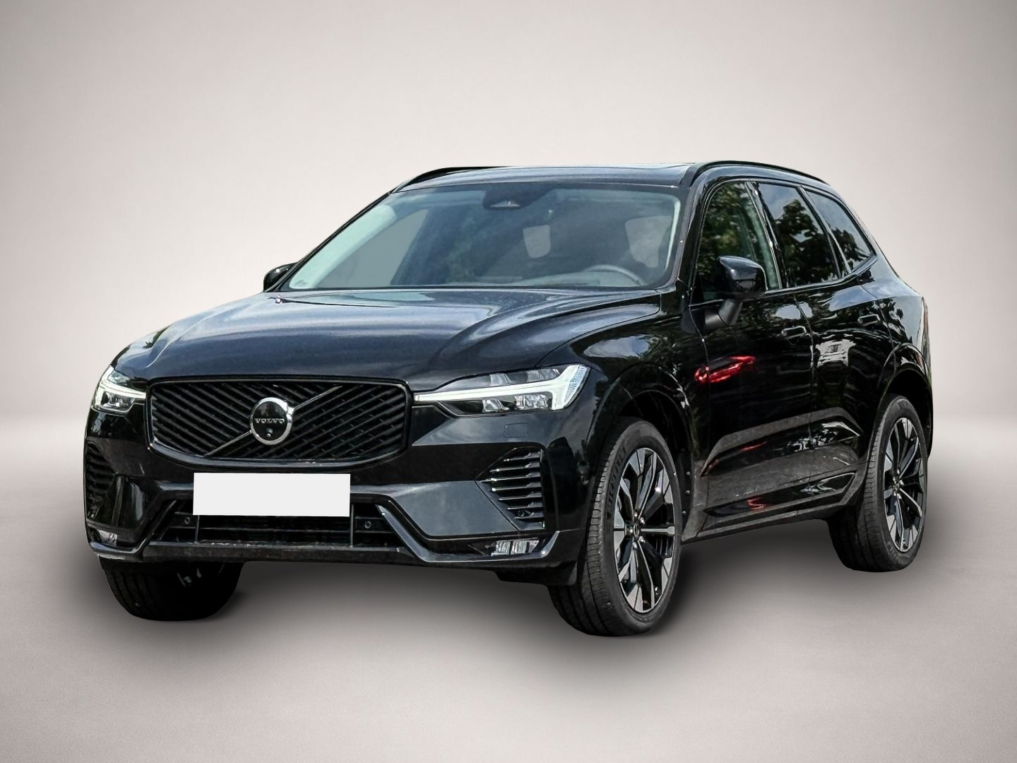 Volvo XC60 (06/2025, Benzin)