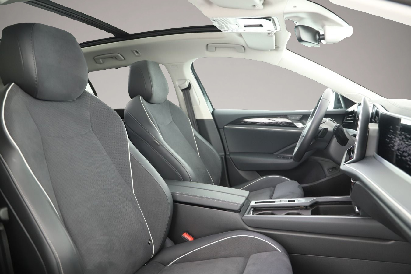 Volkswagen Passat Variant (08/2025, )