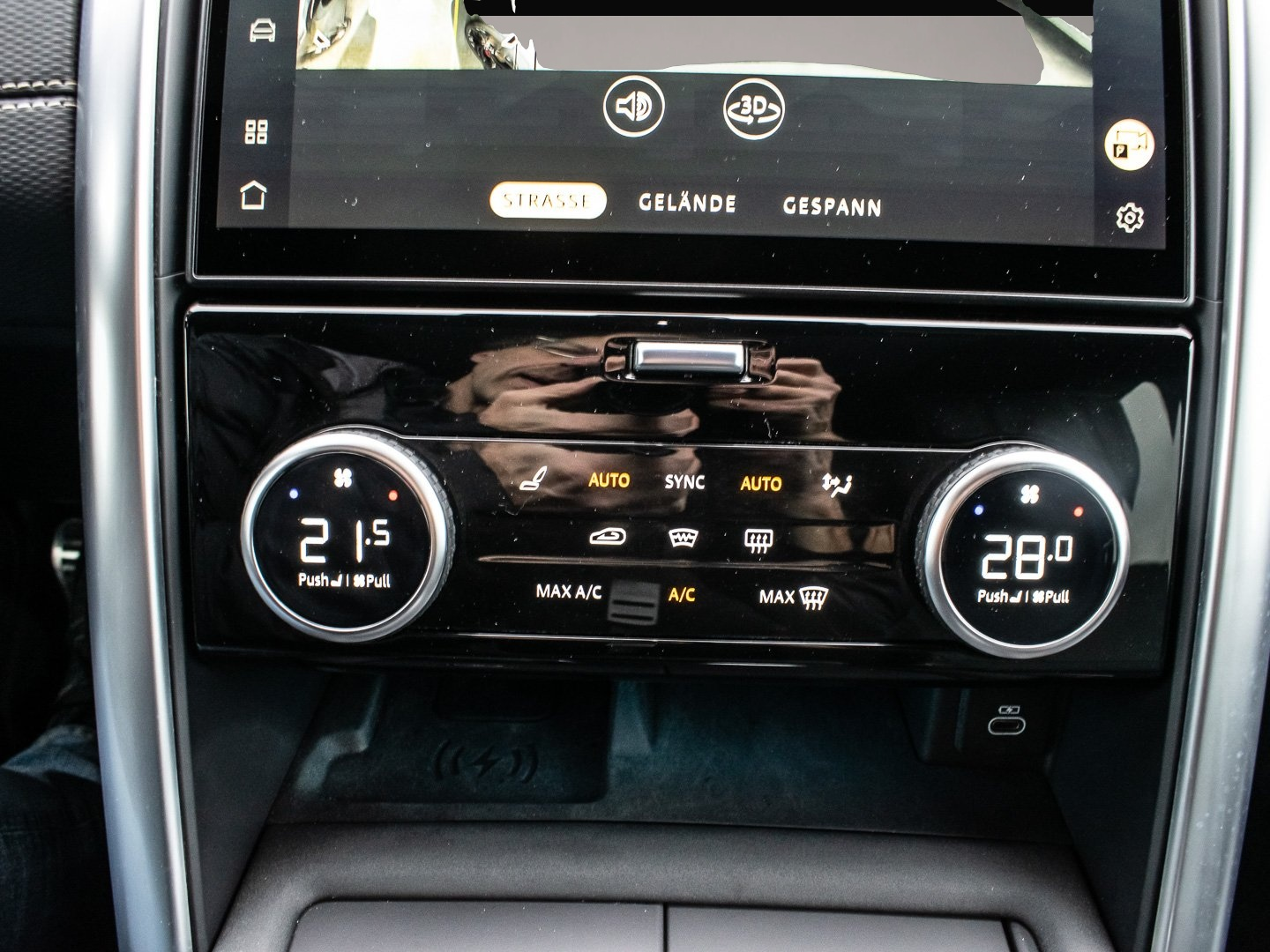 Land-Rover Discovery (10/2024, )