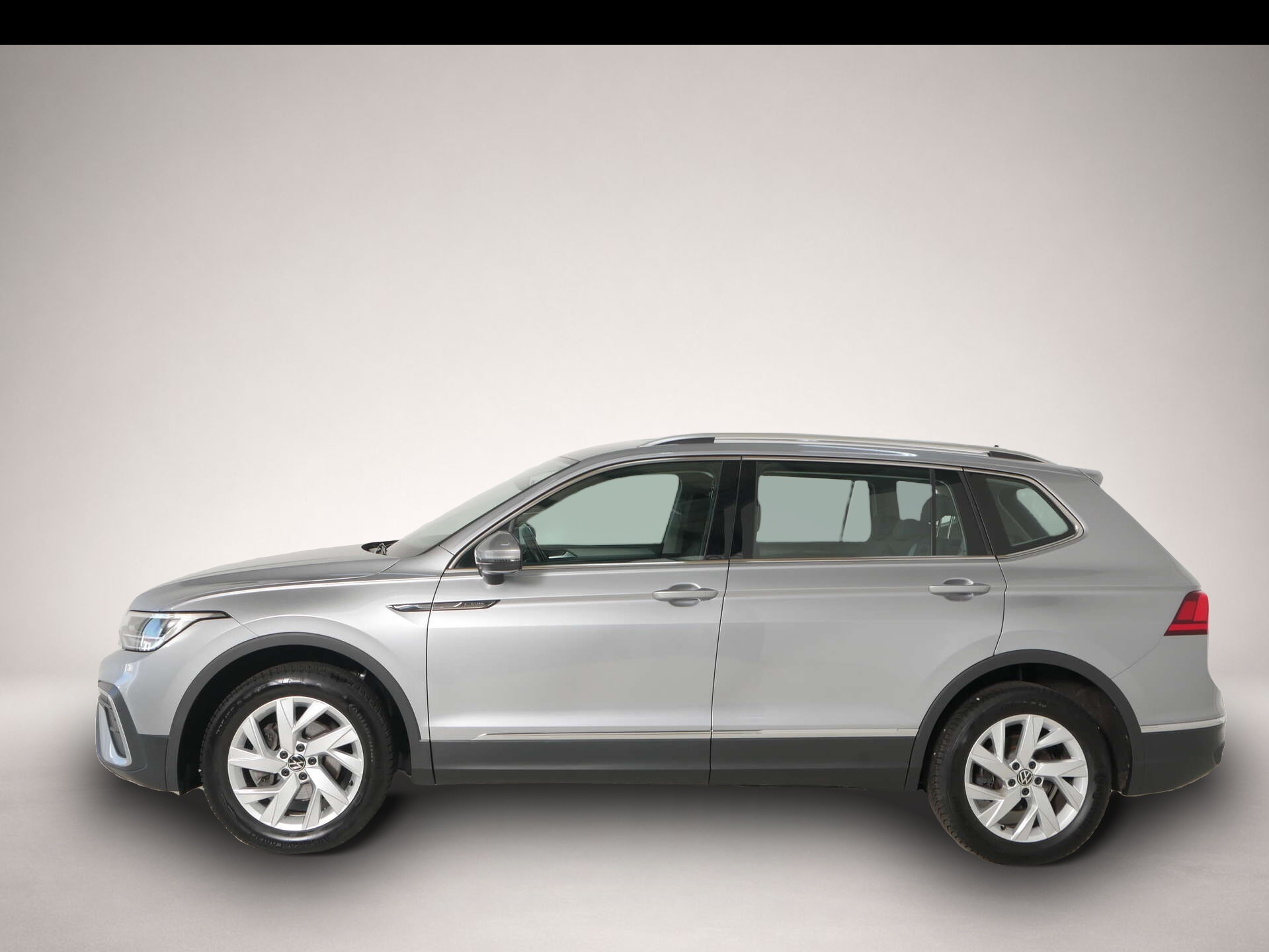 Volkswagen Tiguan Allspace (03/2025, Benzin)