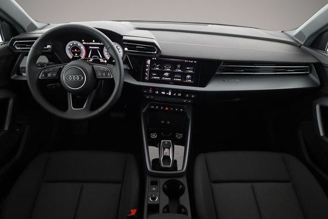 Audi A3 (06/2026, Benzin)