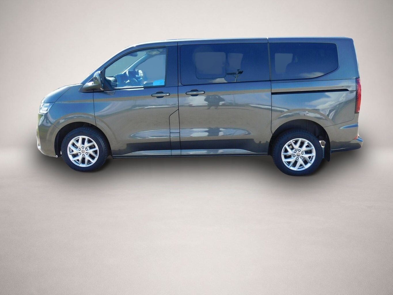 Volkswagen T7 Caravelle (07/2025, Diesel)