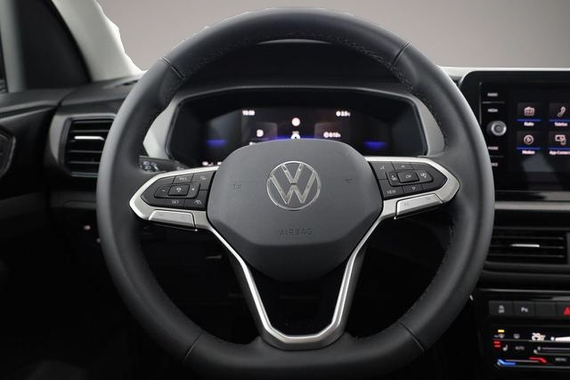 Volkswagen T-Cross (11/2025, Benzin)