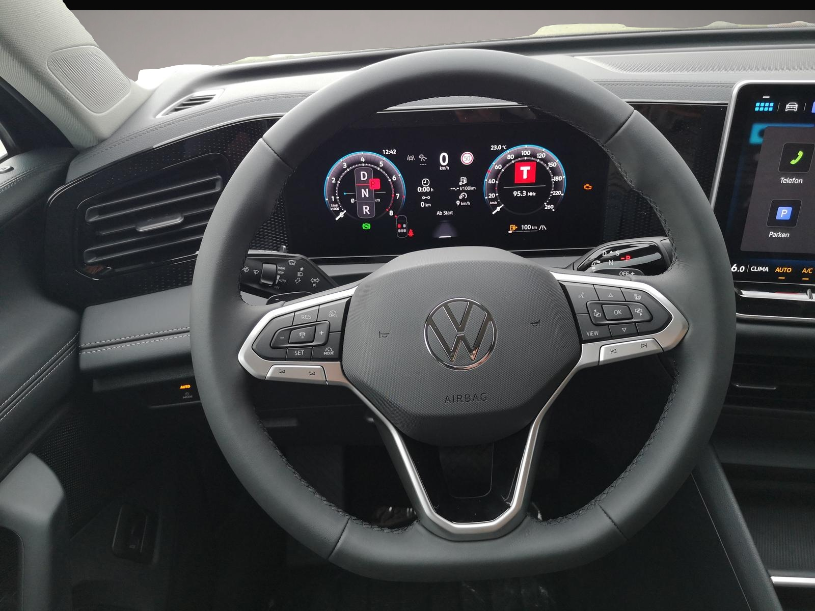 Volkswagen Tiguan (06/2026, Benzin)