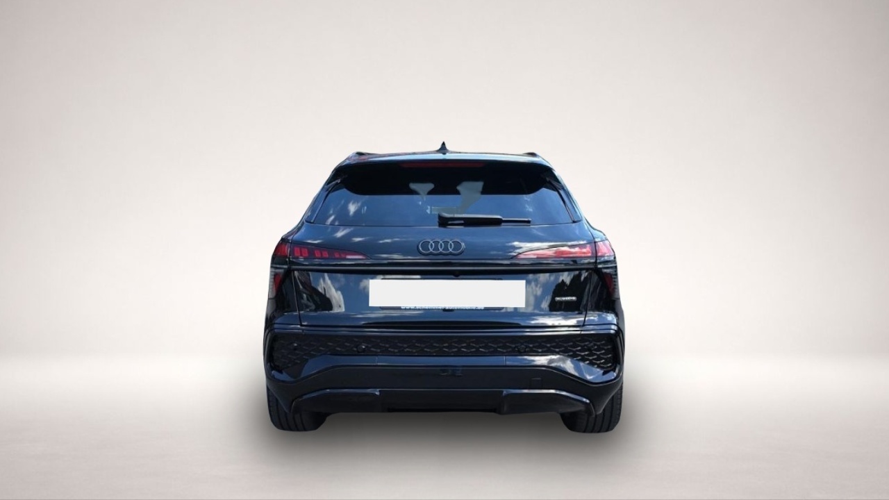 Audi Q3 (05/2026, Benzin)