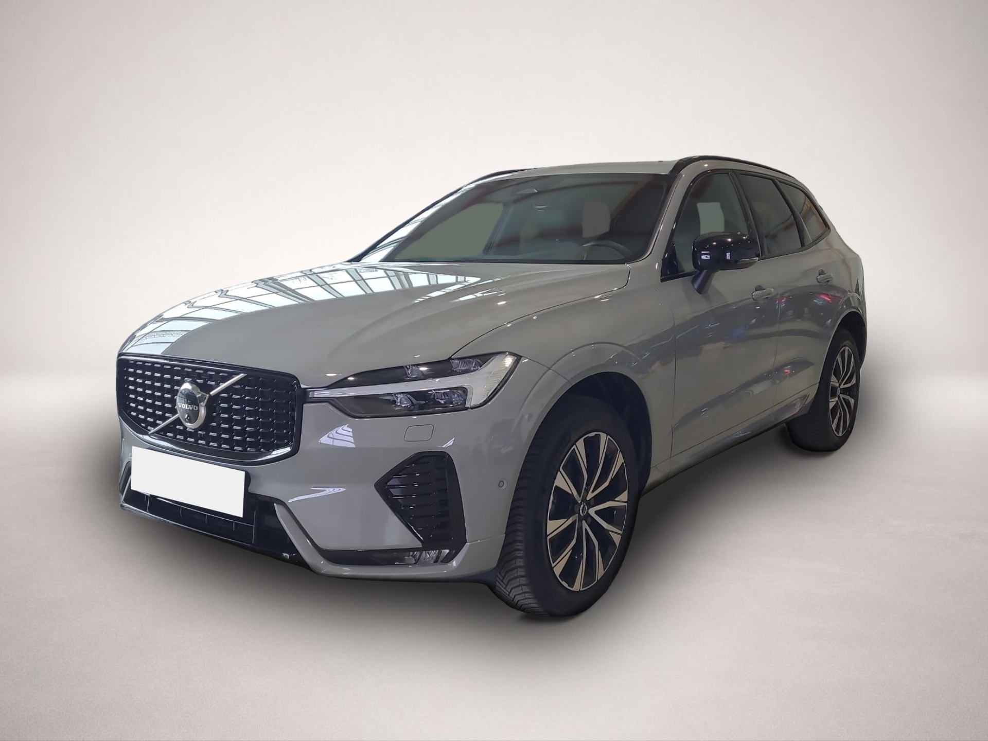 Volvo XC60 (02/2025, Benzin)