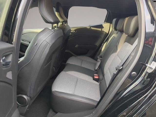 Renault Clio (11/2025, Benzin)