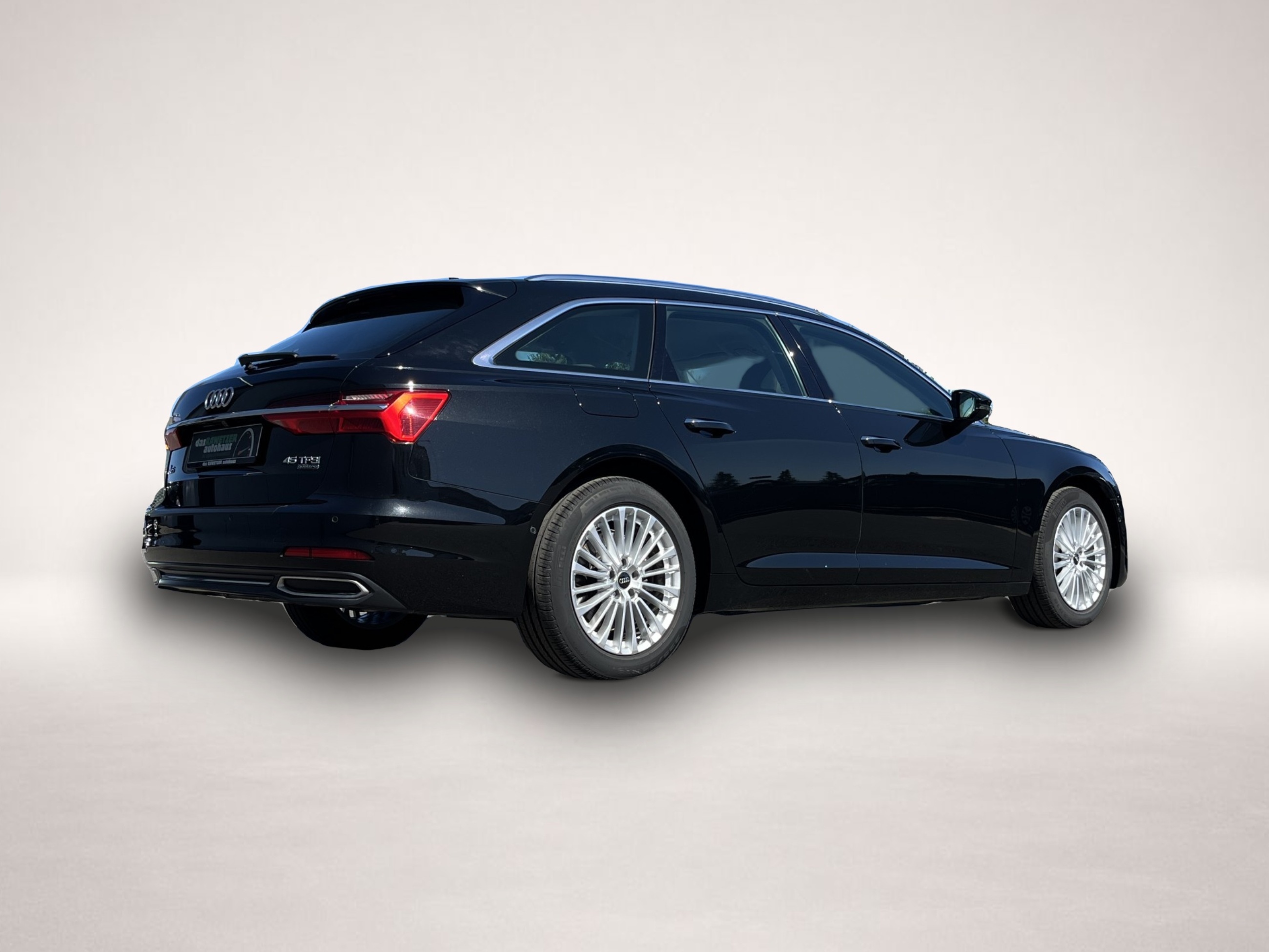 Audi A6 (11/2022, Benzin)