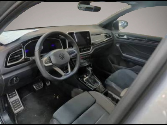 Volkswagen T-Roc (09/2025, Benzin)