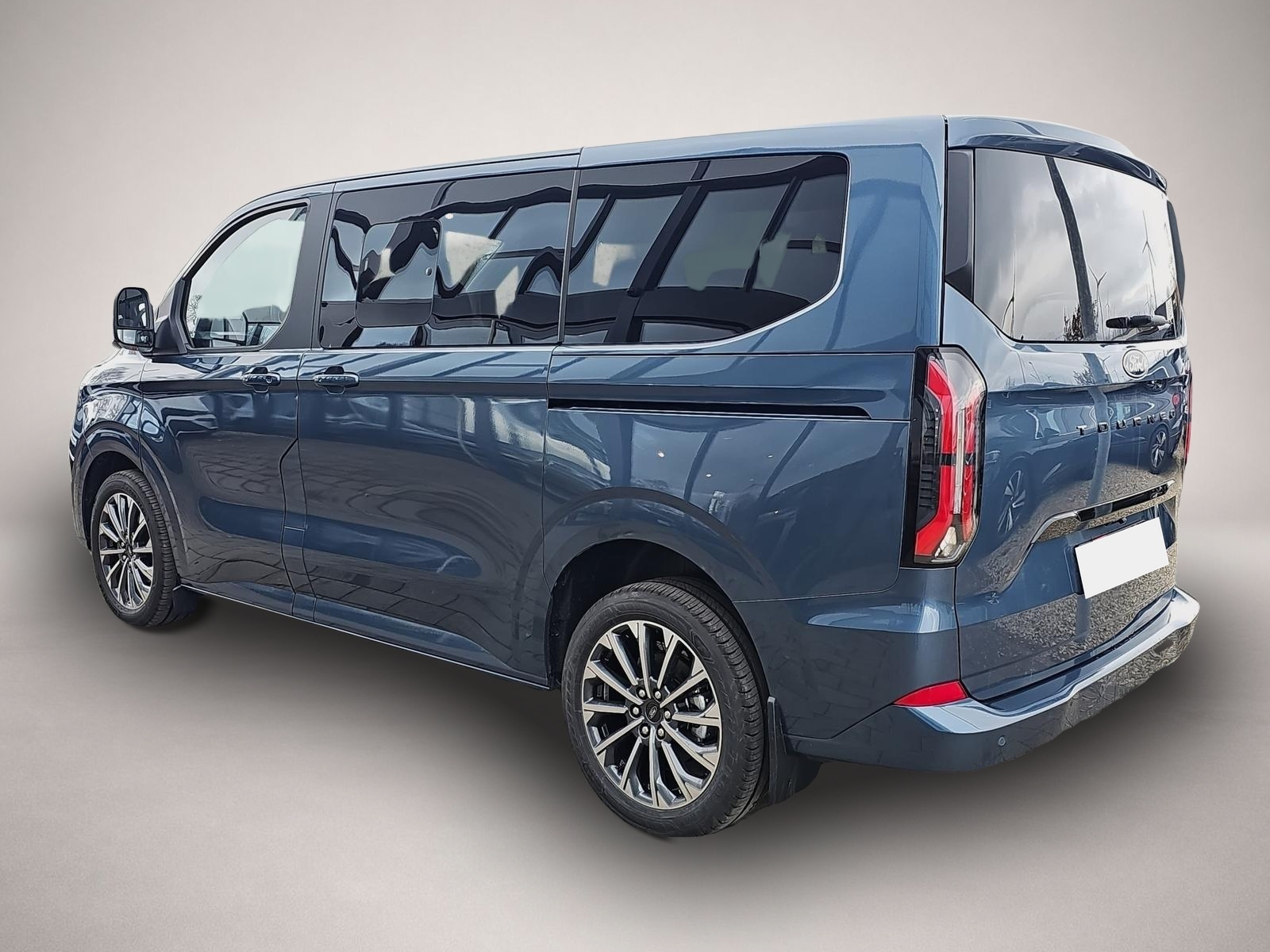 Ford Tourneo Custom (11/2025, Diesel)