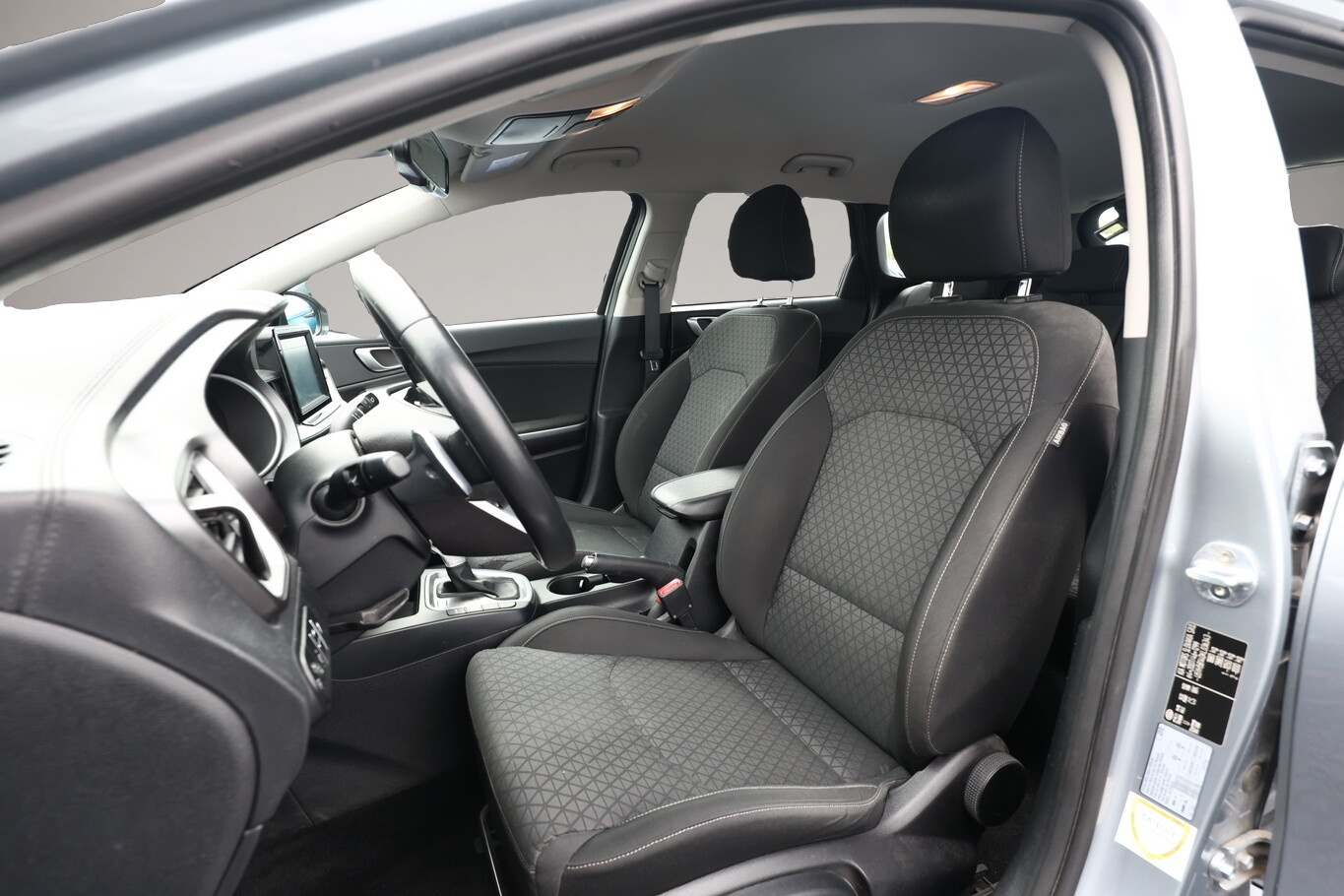 KIA cee'd / Ceed (09/2019, Benzin)