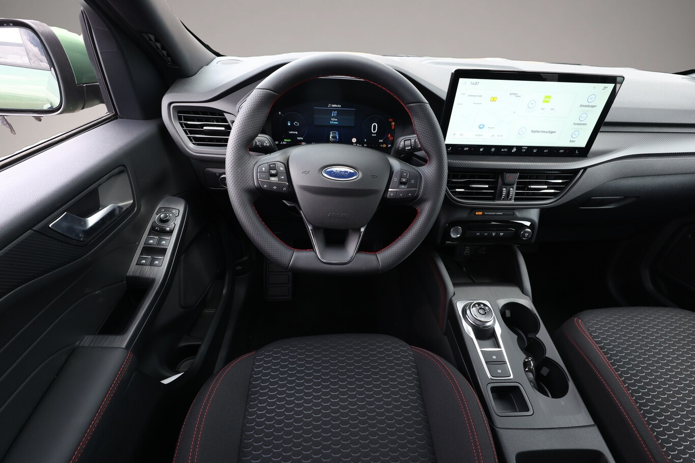 Ford Kuga (03/2026, Hybrid (Benzin/Elektro))